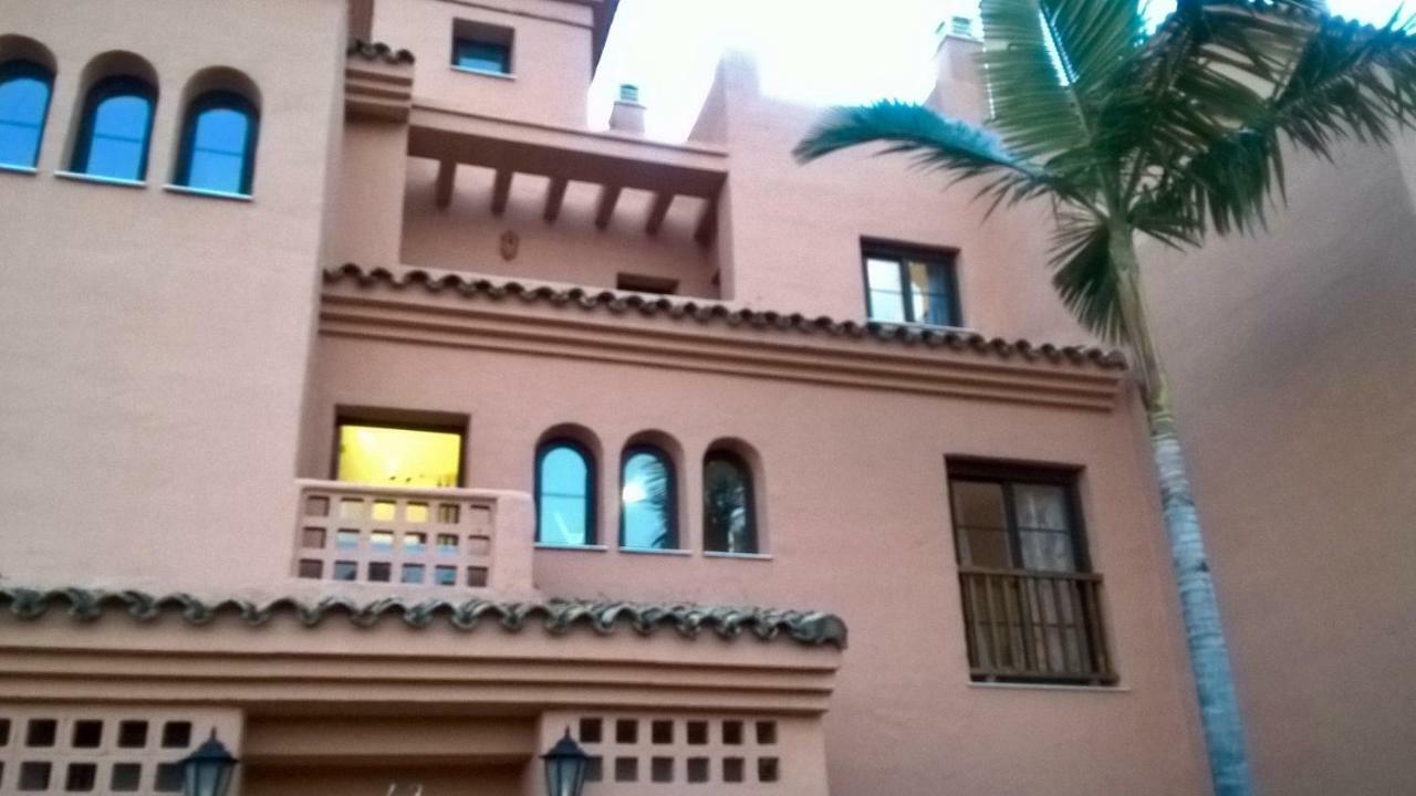 Hacienda Del Sol Beachside And Golf Apt Marbella Puerto Banus Estepona Exterior photo