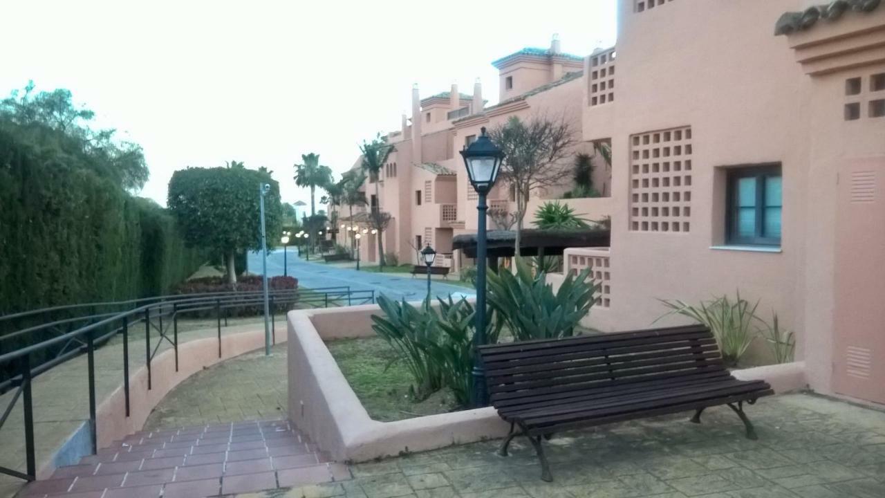 Hacienda Del Sol Beachside And Golf Apt Marbella Puerto Banus Estepona Exterior photo